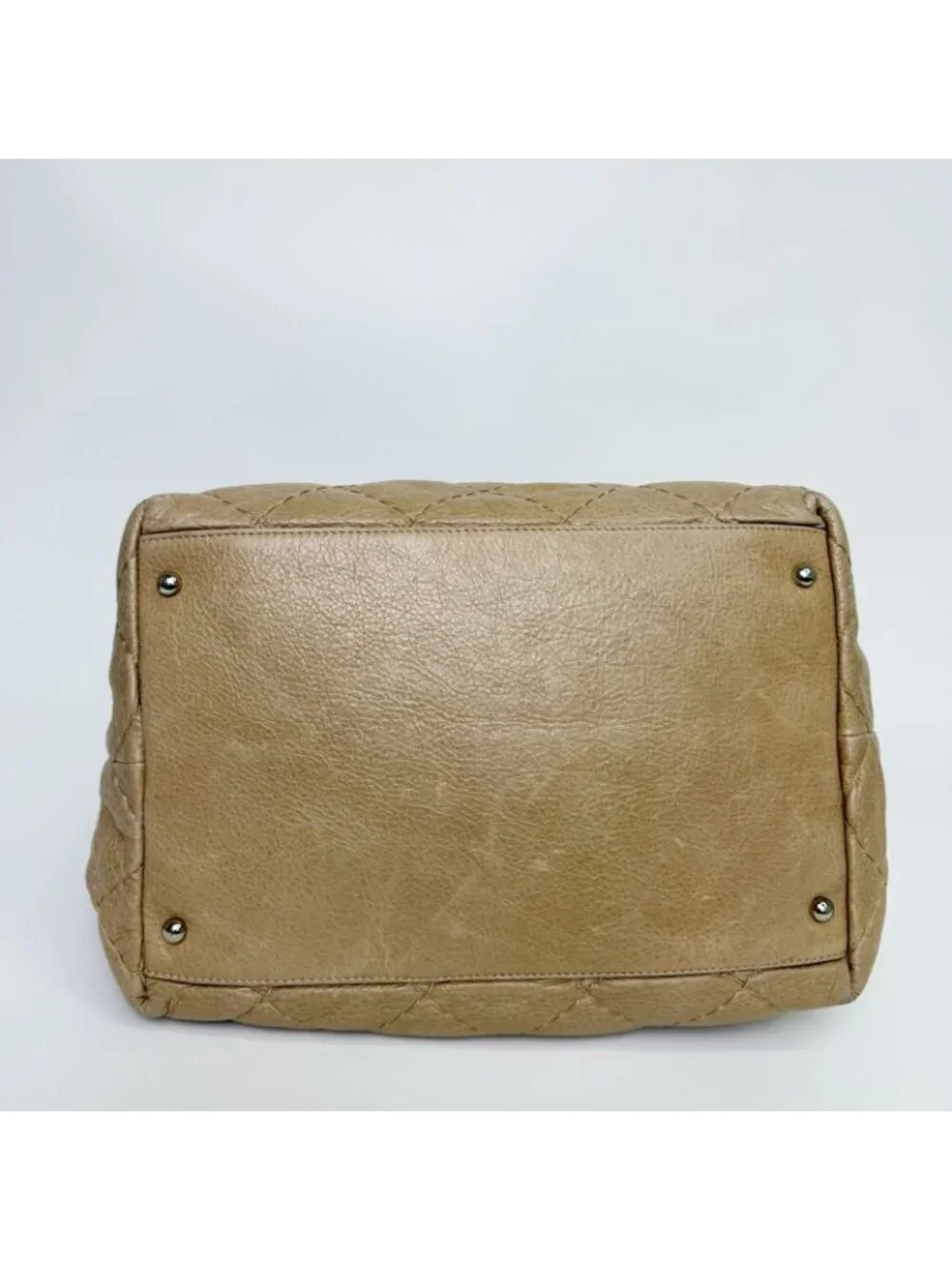Chanel on the Road Quilted Bucket Shoulder Bag Leather Beige Silver Seal Vintage